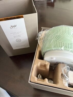 LIMITED EDITION Saje Pistachio Green Aroma Nook Ultrasonic Diffuser